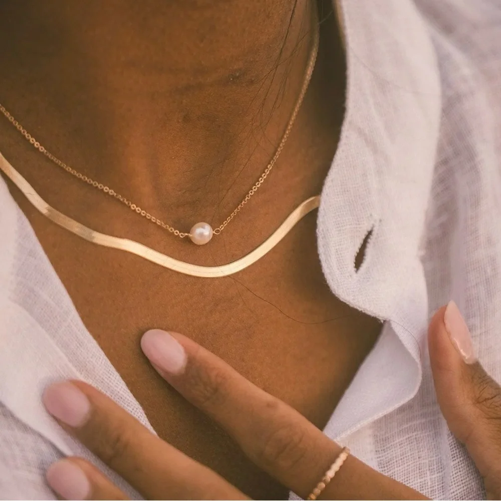 Gold Necklace with Pearl Accent - Picture 2 of 6